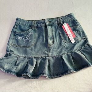 ROMWE Blue Denim Skirt with Floral Embroidery